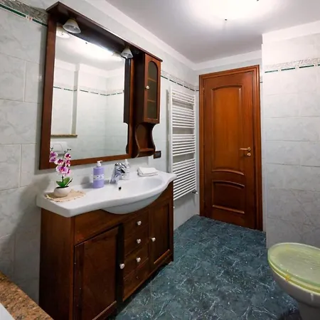 Le Palme 招待所 *